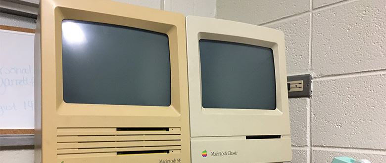 Double Trouble: Introducing – 1988 Macintosh SE